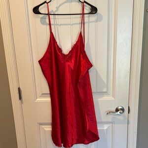 Secret Treasures Elegant Women’s Plus Size 3X Red Satin Night Gown W/ Lace Trim